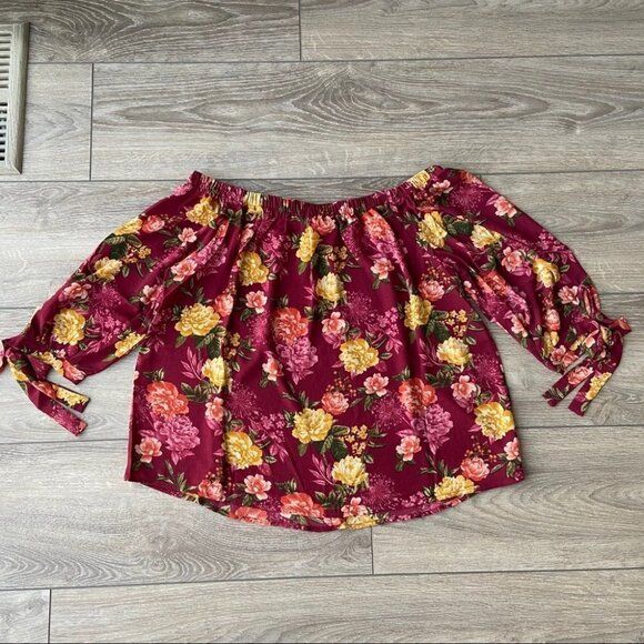 NWT Zenobia Off The Shoulder Floral Top - Picture 6 of 7
